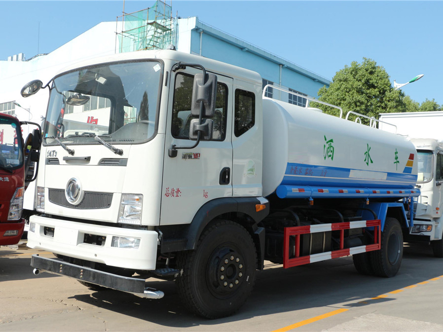 東風(fēng)T3（12方）灑水車(chē)